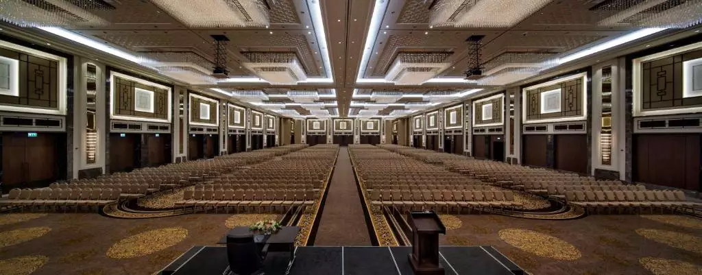 سالن HOTEL HILTON BOMONTI